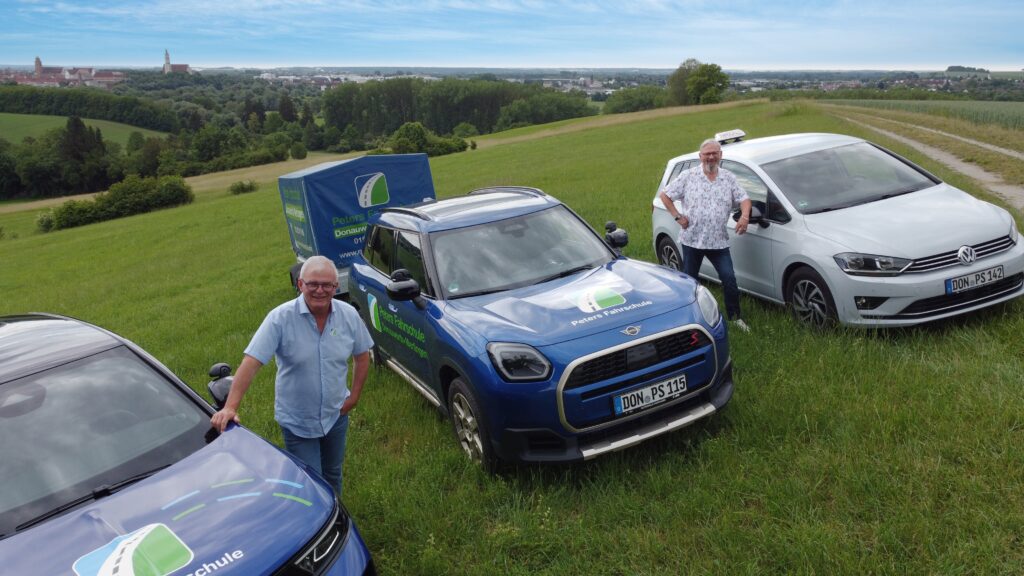 Fahrlehrer Peter Simon und Johann Simon
